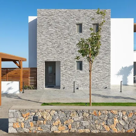 Anemos Villa *